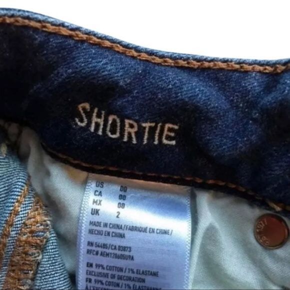 American Eagle Outfitters Super Stretch Shortie‎ Size 00 - Picture 4 of 4